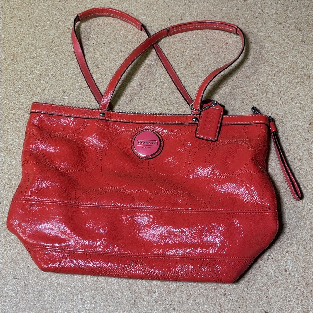COACH F15142 Patent Leather Signature C Tote